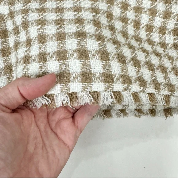 Ann Taylor Sz 6 Tan & Cream Plaid Raw Frayed Hem Dressy Shorts - Picture 3 of 8